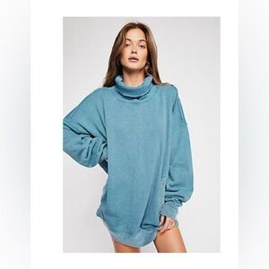 EUC Free People Too Easy Turtle Tunic Aquatic. Size Small